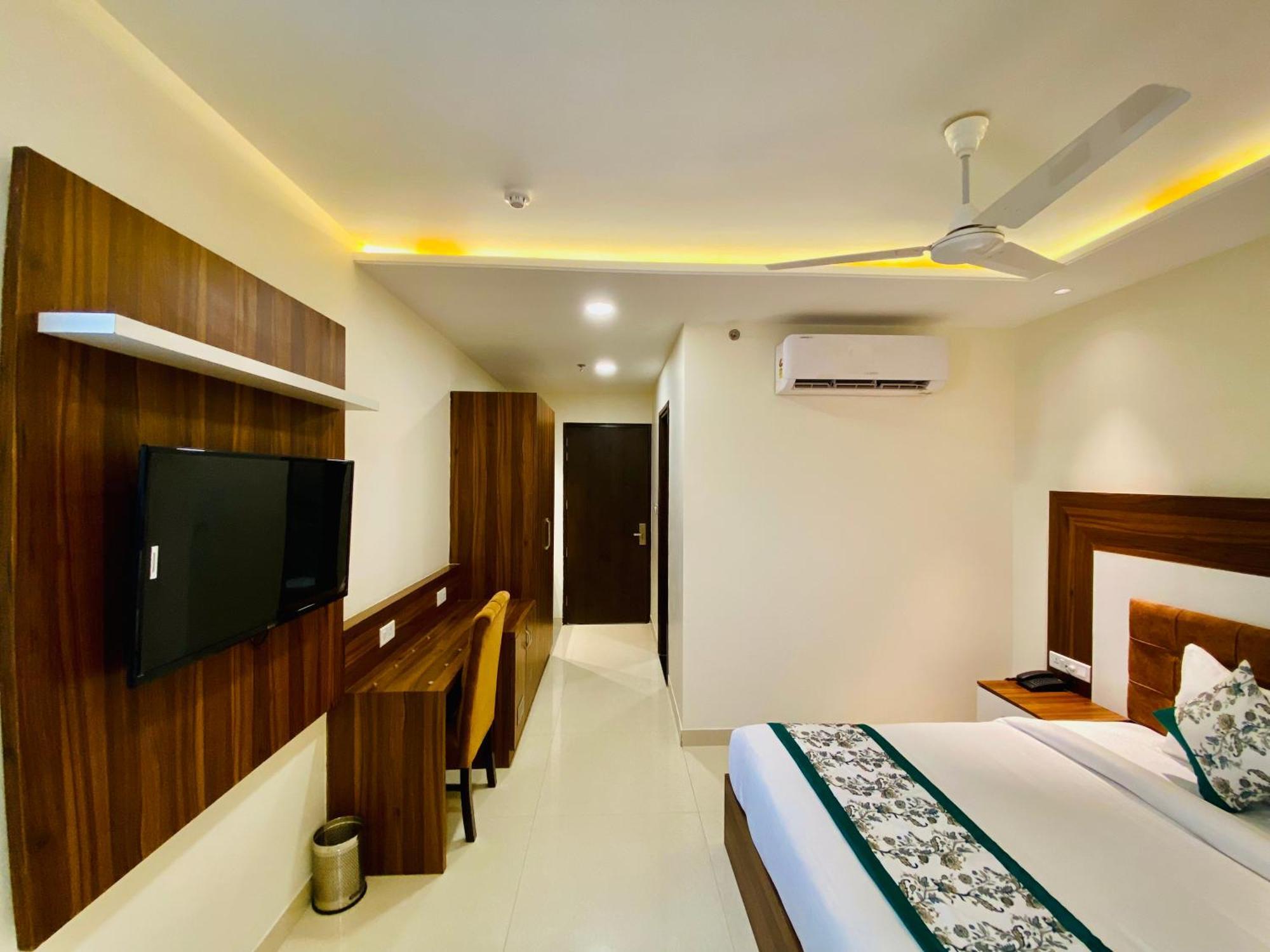 Hotel White House 350 Mtr From Golden Temple Amritsar Buitenkant foto