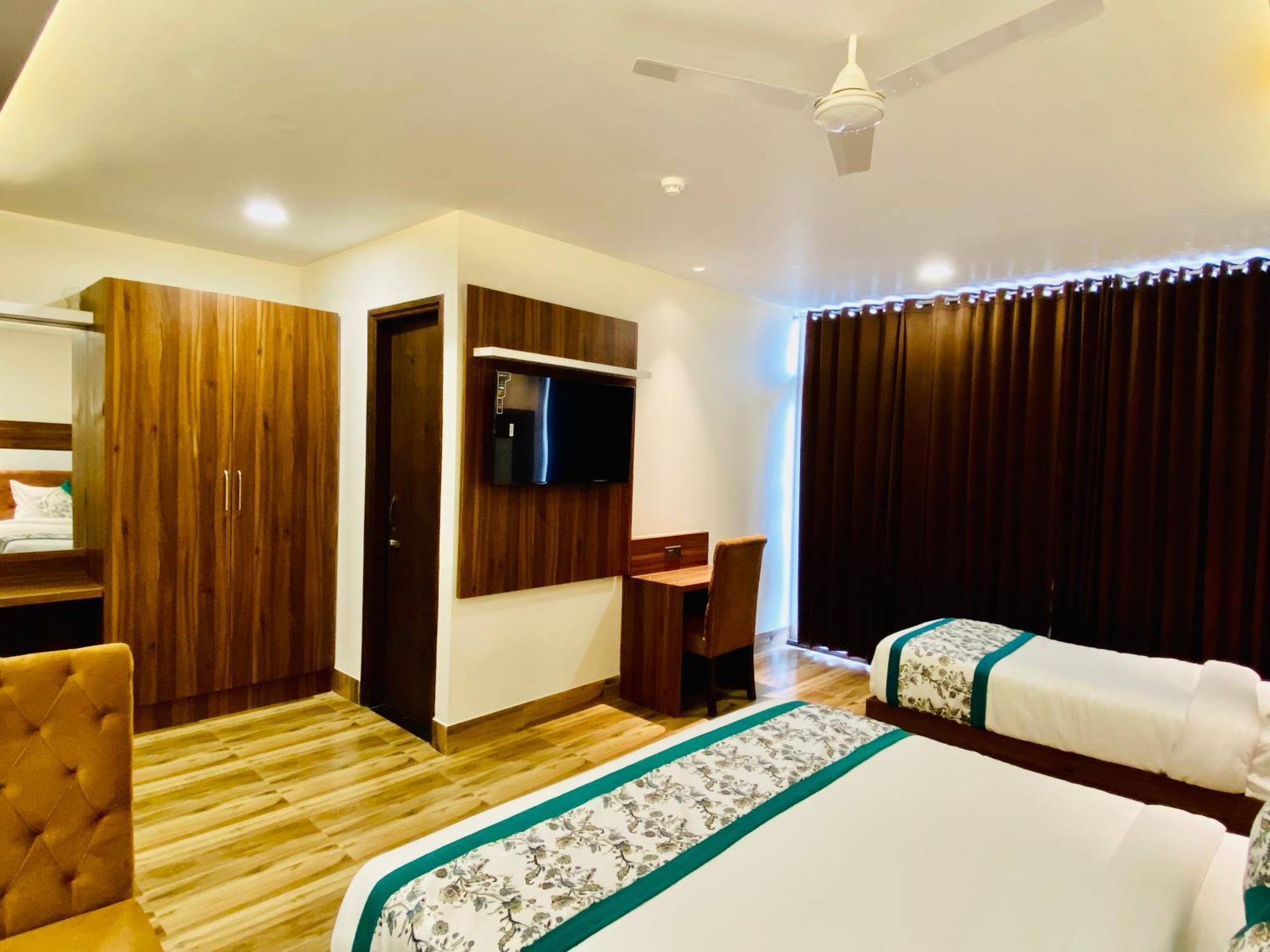 Hotel White House 350 Mtr From Golden Temple Amritsar Buitenkant foto