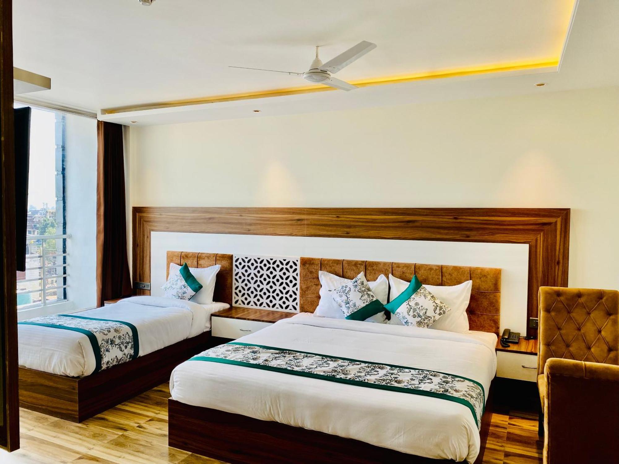 Hotel White House 350 Mtr From Golden Temple Amritsar Buitenkant foto
