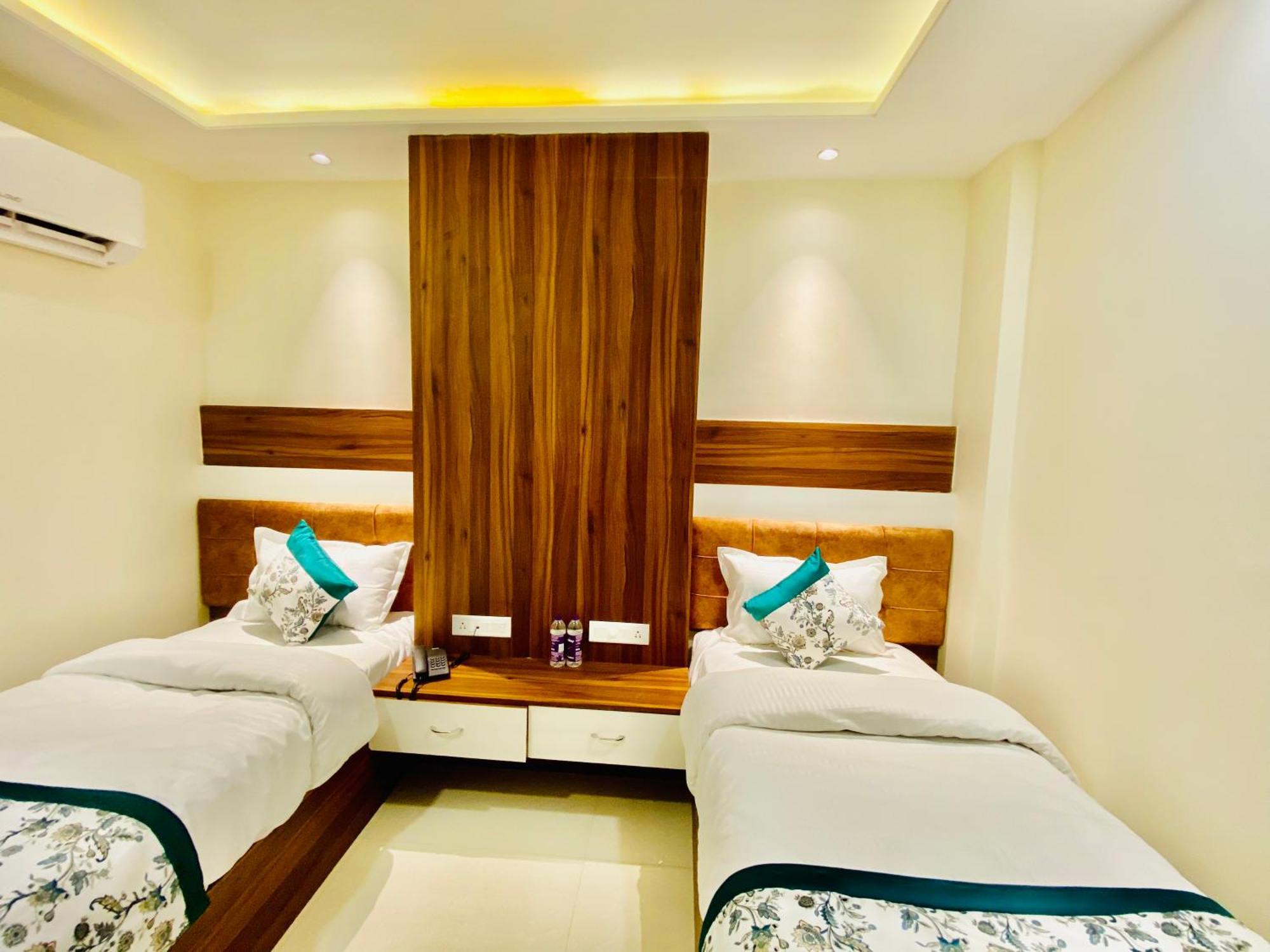 Hotel White House 350 Mtr From Golden Temple Amritsar Buitenkant foto